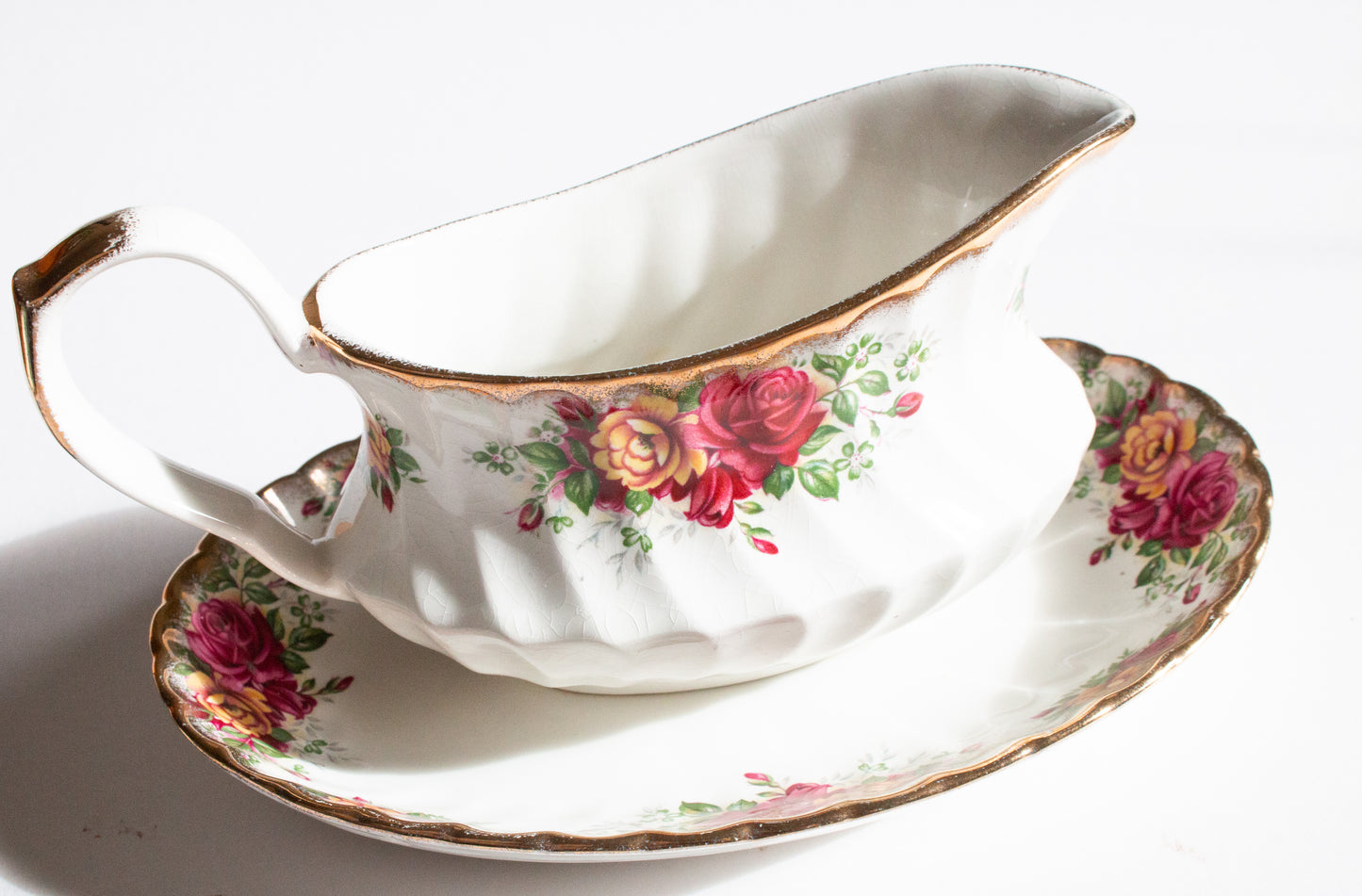 Aynsley & Co. Ltd. England Bone China Country Roses Gravy Boat and Stand