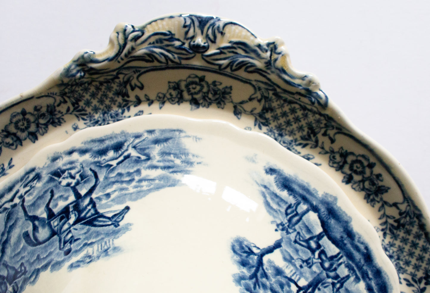 Royal Venton Ware John Steventon & Sons Ltd. Burslem England Blue and White Transferware Large Lidded Tureen