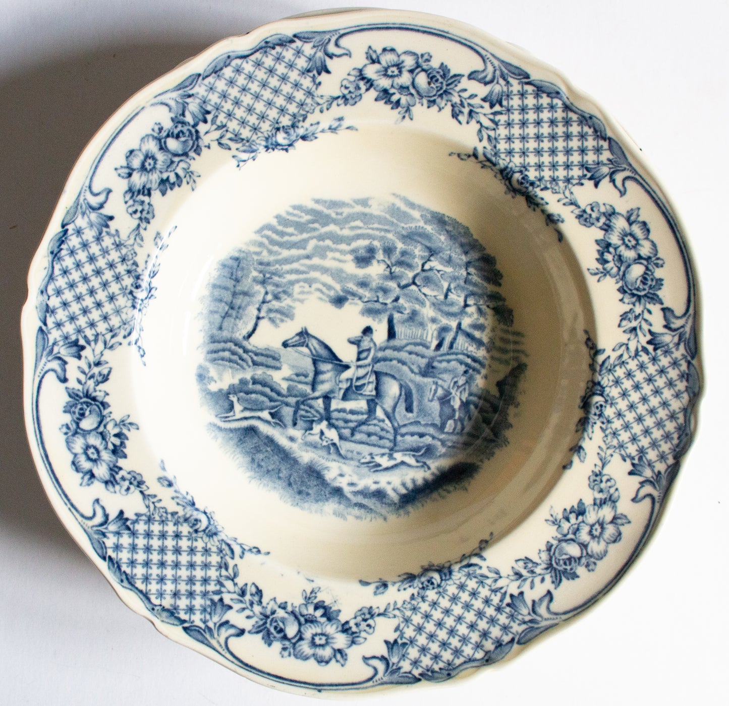 Royal Venton Ware John Steventon & Sons Ltd. Burslem England Blue and White Transferware Rimmed Soup Plates or Bowls (5)