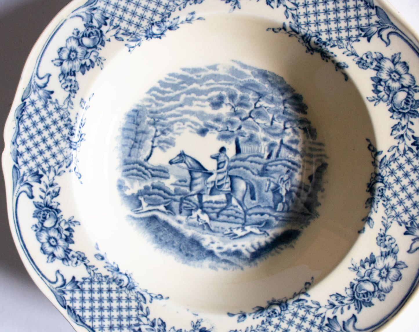 Royal Venton Ware John Steventon & Sons Ltd. Burslem England Blue and White Transferware Rimmed Soup Plates or Bowls (5)