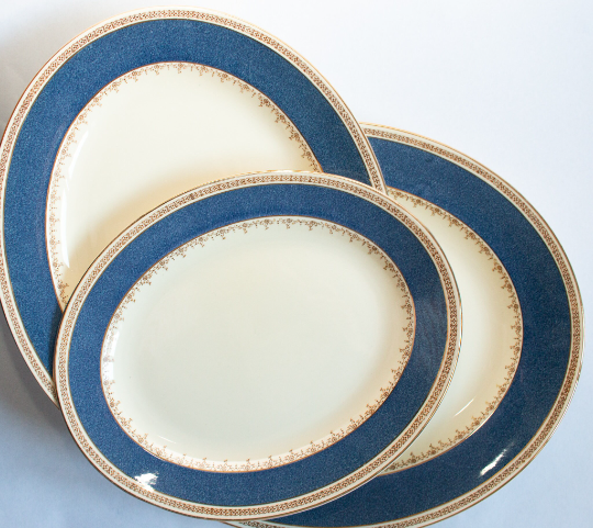 Burleigh Ware 'Ivory' Graduated Oval Serving Plates (3)