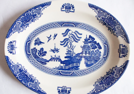 English Ironstone Pottery Blue and White Transferware 'Willow' Pattern Small Oval Platter