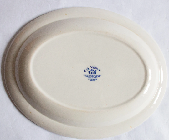 English Ironstone Pottery Blue and White Transferware 'Willow' Pattern Small Oval Platter