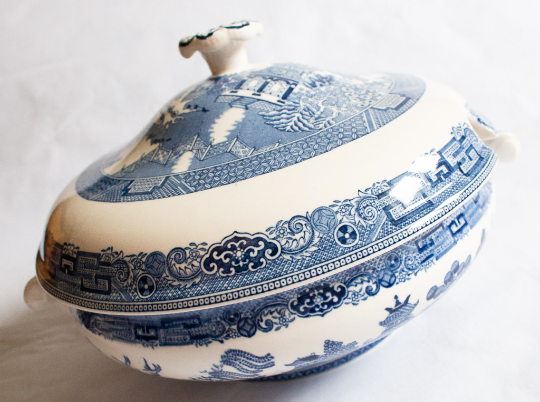 Wedgwood Blue and White Transferware 'Willow' Pattern Lidded Tureen