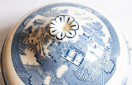 Wedgwood Blue and White Transferware 'Willow' Pattern Lidded Tureen