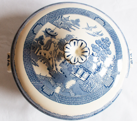 Wedgwood Blue and White Transferware 'Willow' Pattern Lidded Tureen