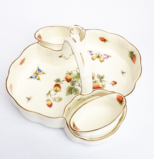 Coalport 'Strawberry' Pattern Serving Dish Set with Handle