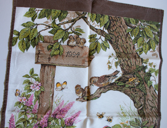 Vintage 1994 Calendar Tea Towel with Nesting Birds in Tree Print