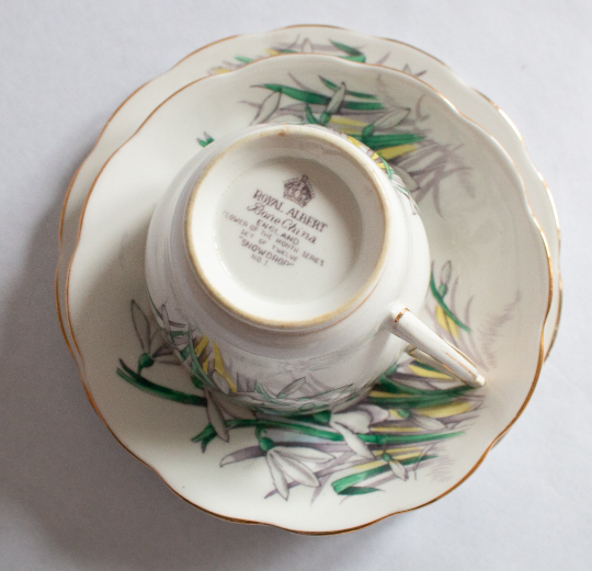 Royal Albert Bone China 'Snowdrop' Pattern Teacup Trio