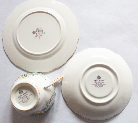 Royal Albert Bone China 'Snowdrop' Pattern Teacup Trio