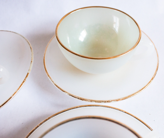 Arcopal France Tea Cups and Saucers (4)