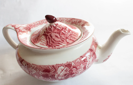 Woods Ware 'English Scenery' Pattern Red and White Transferware Teapot