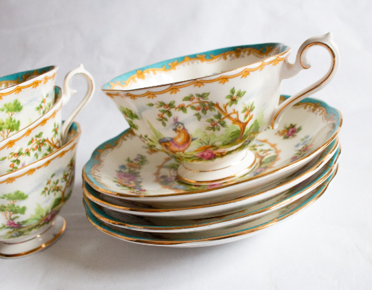 Royal Albert 'Chelsea Bird' Bone China Teacups and Saucers with Blue and Exotic Bird Detail (4)